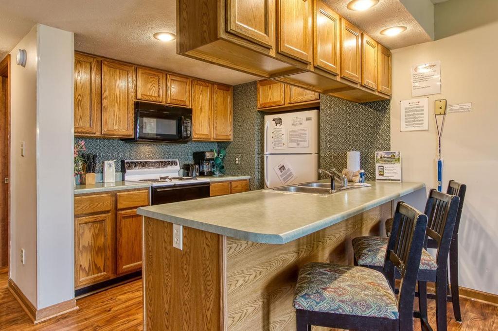 Serenity Heights, Amazing Views, Hot Tub Pool Access, 1089 Free Tickets Each Paid Day, Dollywood Gatlinburg Kültér fotó