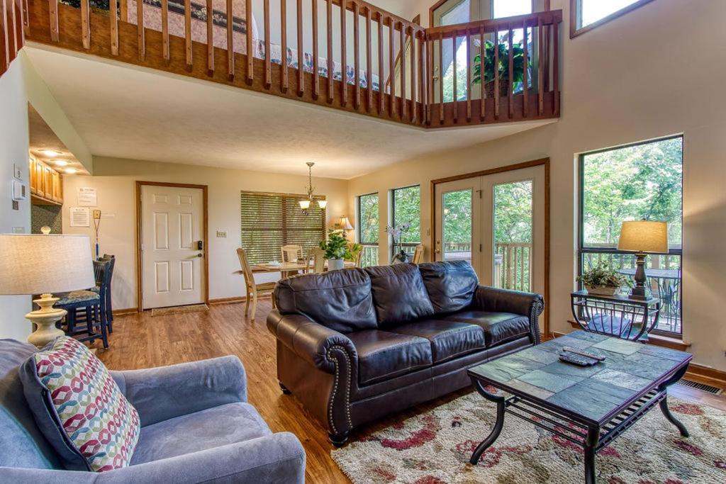 Serenity Heights, Amazing Views, Hot Tub Pool Access, 1089 Free Tickets Each Paid Day, Dollywood Gatlinburg Kültér fotó