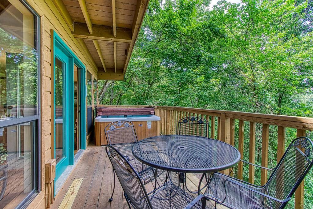 Serenity Heights, Amazing Views, Hot Tub Pool Access, 1089 Free Tickets Each Paid Day, Dollywood Gatlinburg Kültér fotó
