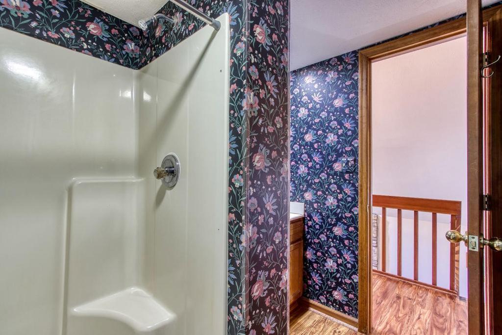 Serenity Heights, Amazing Views, Hot Tub Pool Access, 1089 Free Tickets Each Paid Day, Dollywood Gatlinburg Kültér fotó