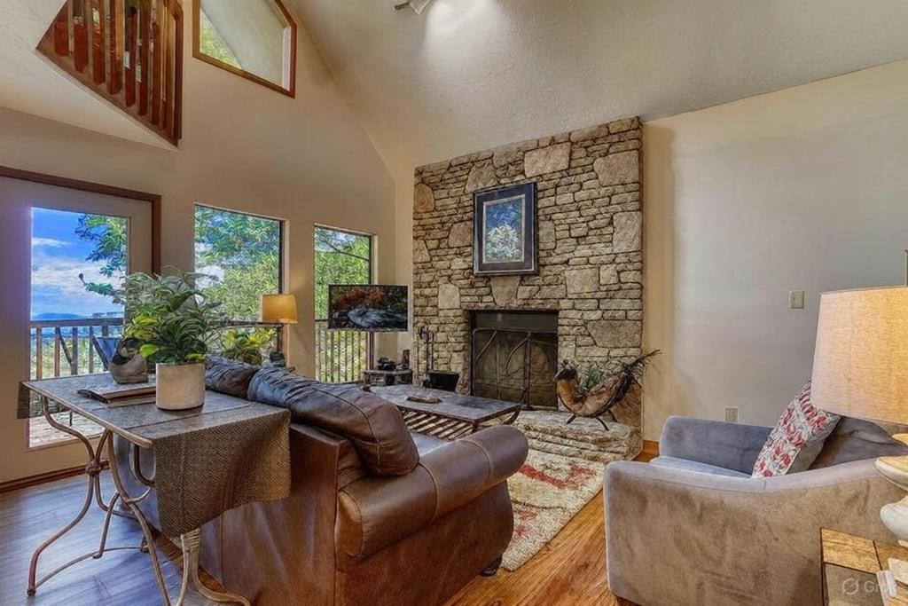 Serenity Heights, Amazing Views, Hot Tub Pool Access, 1089 Free Tickets Each Paid Day, Dollywood Gatlinburg Kültér fotó